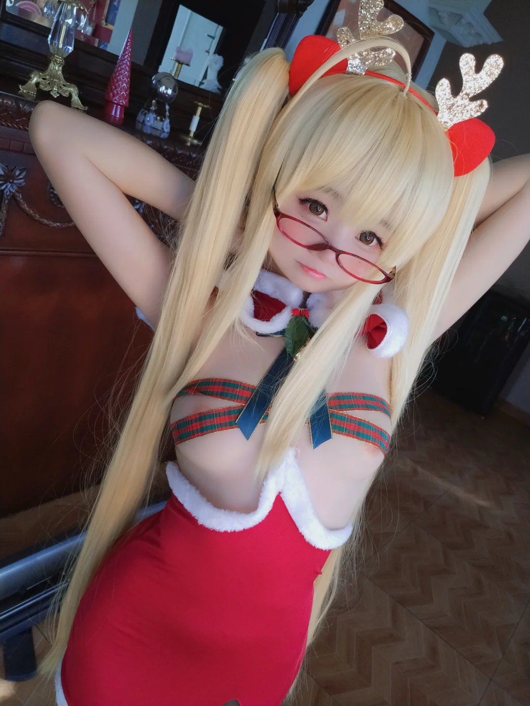 软妹摇摇乐摇摇乐yoyo_Reindeer_Marie_Rose_104P_200MB